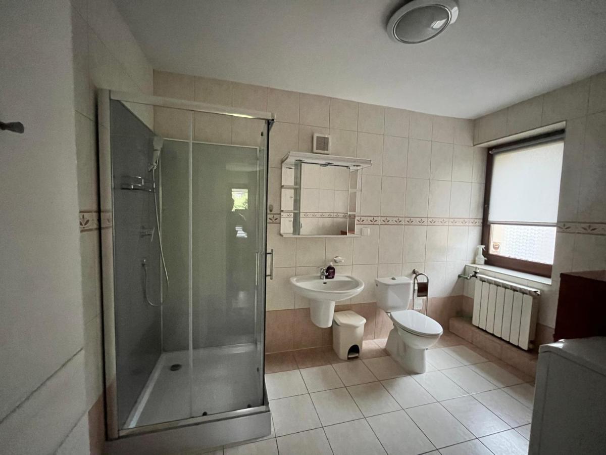 Green Albatros 48M With Bathroom Varsovie Extérieur photo