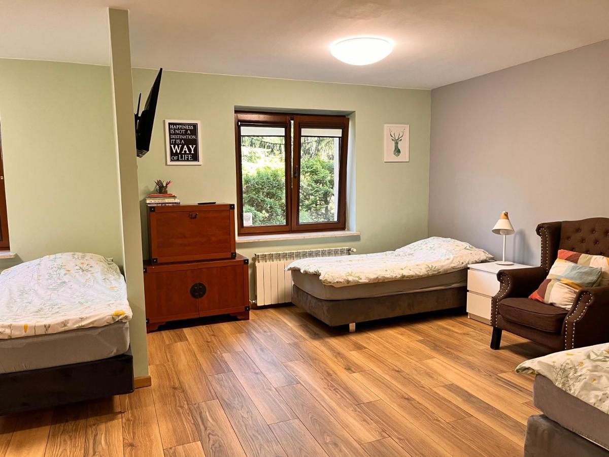 Green Albatros 48M With Bathroom Varsovie Extérieur photo